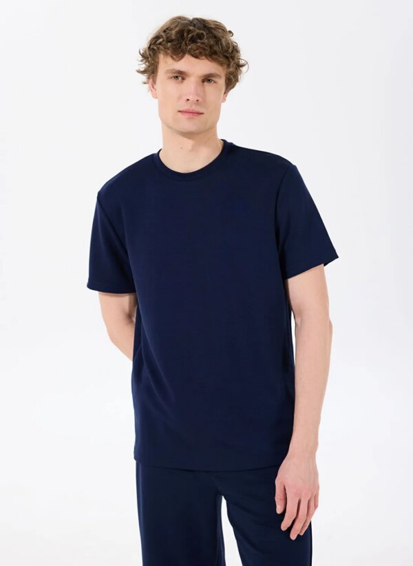 Discovery Expedition Lacivert Erkek Bisiklet Yaka Loose Fit T-Shirt D4SM-TST3277