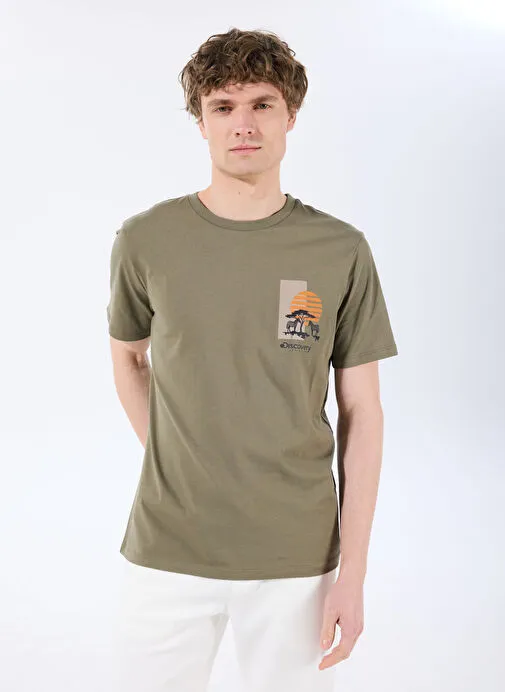 Discovery Expedition D5SM-TST3747 Haki Bisiklet Yaka Relaxed Fit Baskılı T-Shirt