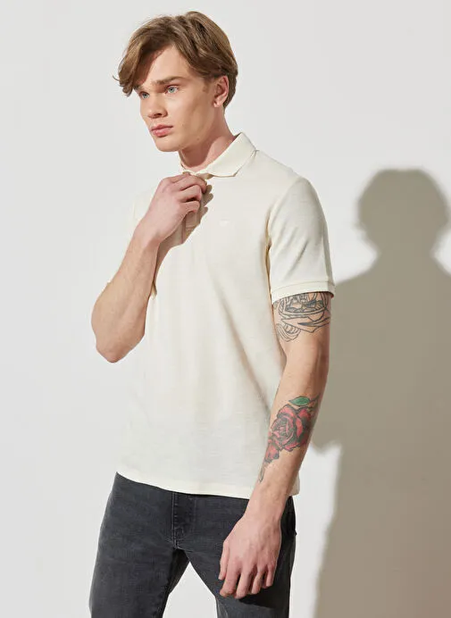 Wrangler Polo Yaka Ekru Erkek T-Shirt W231325104_Polo Yaka T-shirt