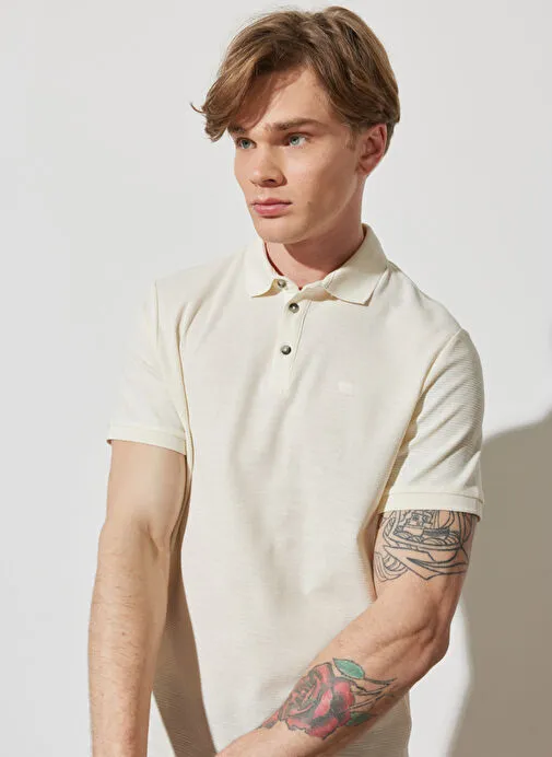 Wrangler Polo Yaka Ekru Erkek T-Shirt W231325104_Polo Yaka T-shirt