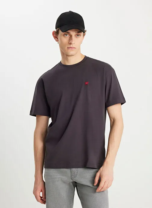 Wrangler Antrasit Erkek Relaxed T-Shirt MW7NM203877M39 Relaxed Fit Small